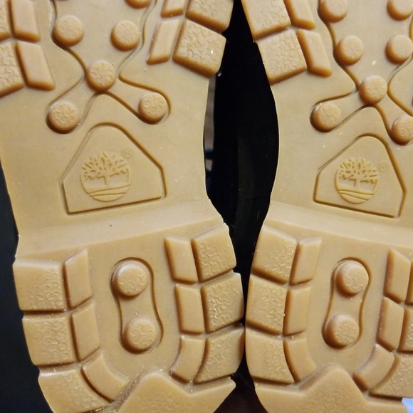 Timberland Defender Boots With Repellent System - Picture 8 of 8